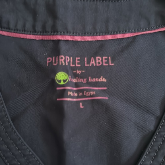 Healing hands scrubs - Picture 2 of 2